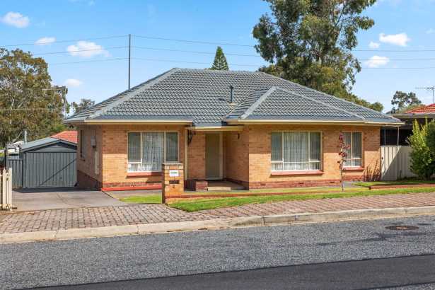 Solid Brick Beauty in the Foothills