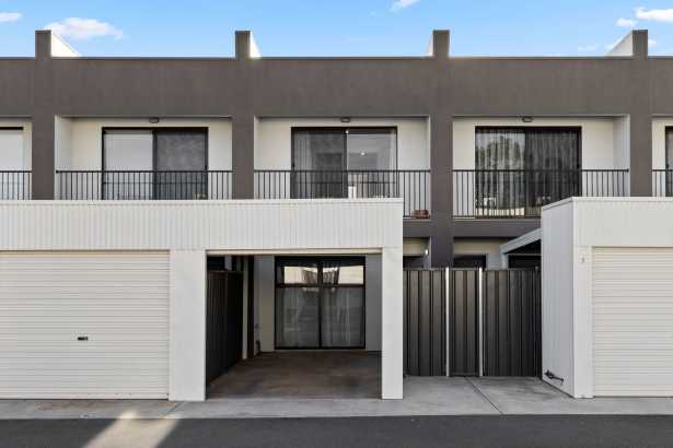 Modern Low-Maintenance Living
