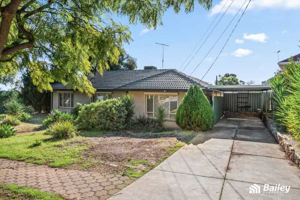 Prime Corner Allotment with Second Living & Endless Lifestyle Appeal!