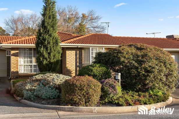Affordable Investing or Easy Living in Gulfview Heights!