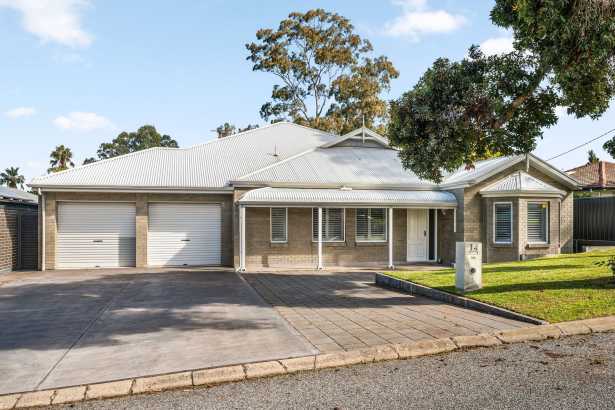 Spacious Family Living with Style & Comfort 