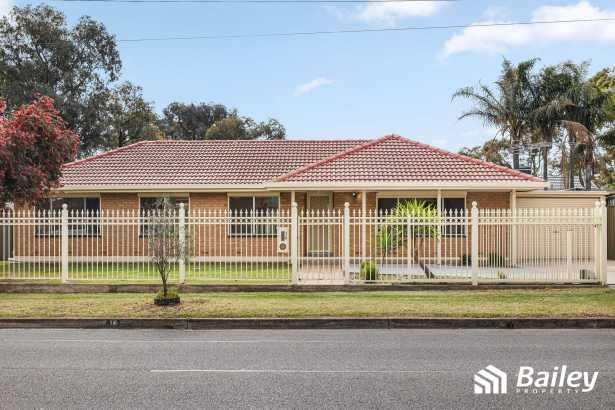 Family Comfort with an Impressive Outdoor Entertaining Area