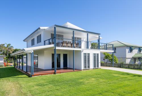 Bargara Real Estate Brand New Luxury Bargara Beach House