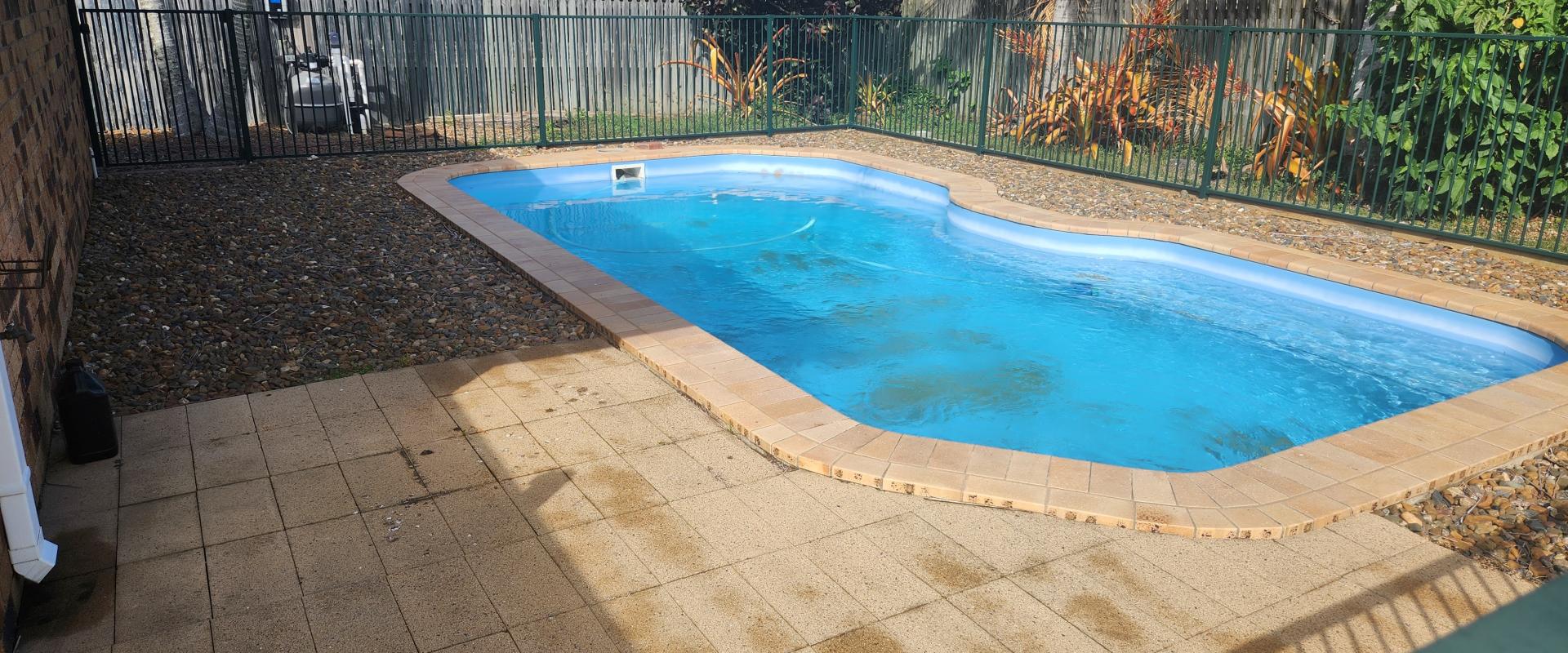 Bargara Real Estate 3 Bedroom home with a swimming pool close to Rifle Range Beach
