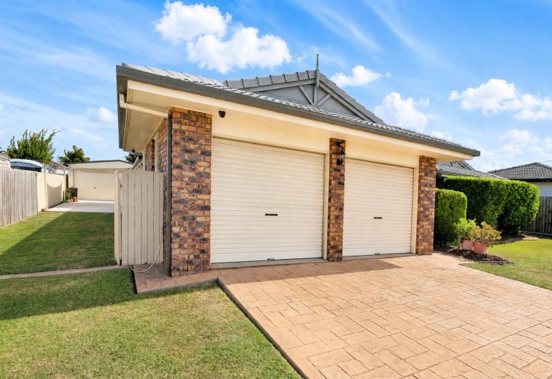 4-Bedroom Family Home with Modern Upgrades  with Dual Sheds, 10kW Solar & Entertainer’s Alfresco