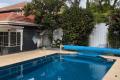 Spacious 5 Bedroom Family Home with Large Pool