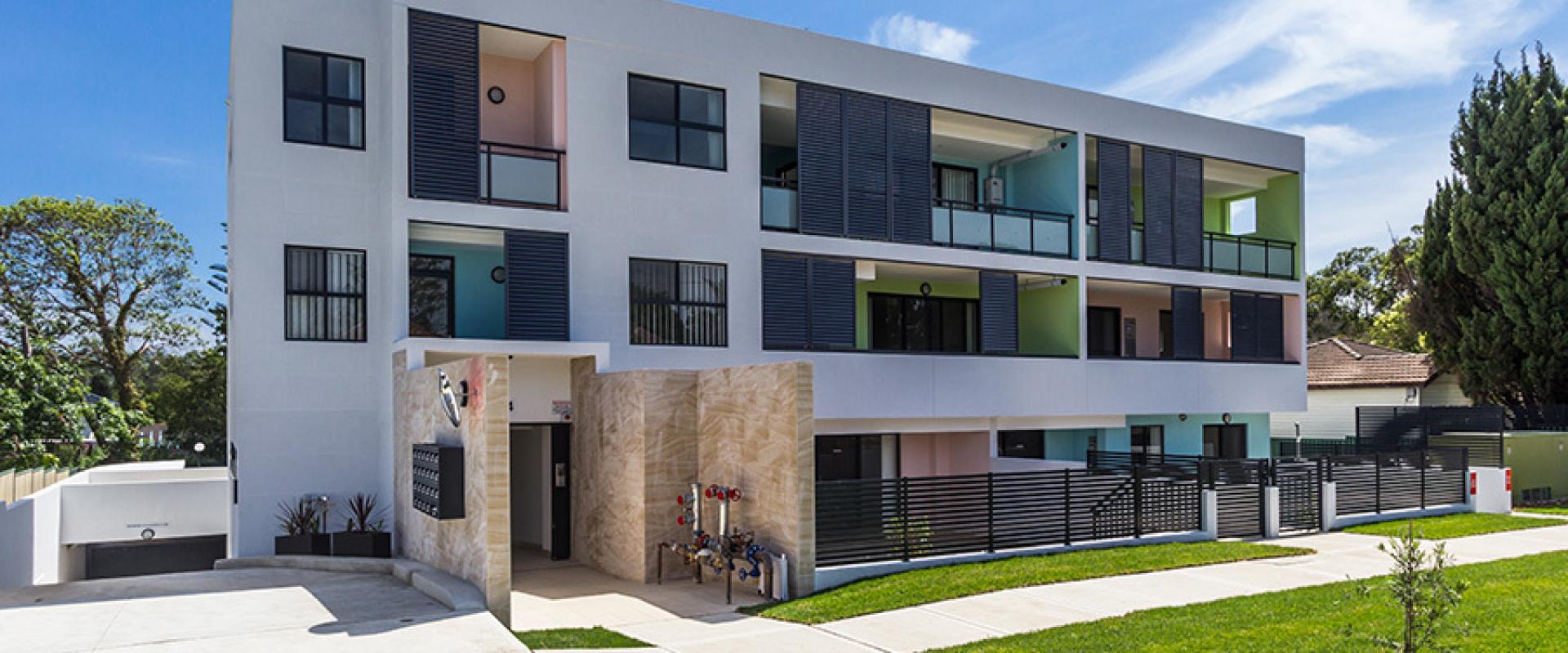 Base Realty Stunning Studio Apartment Electricity and Water Included!