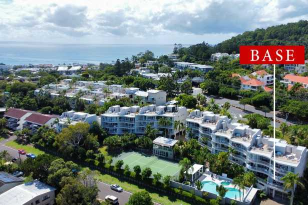 SENSATIONAL  HOLIDAY APARTMENT LIVING AT ITS BEST / POSITION PERFECT !