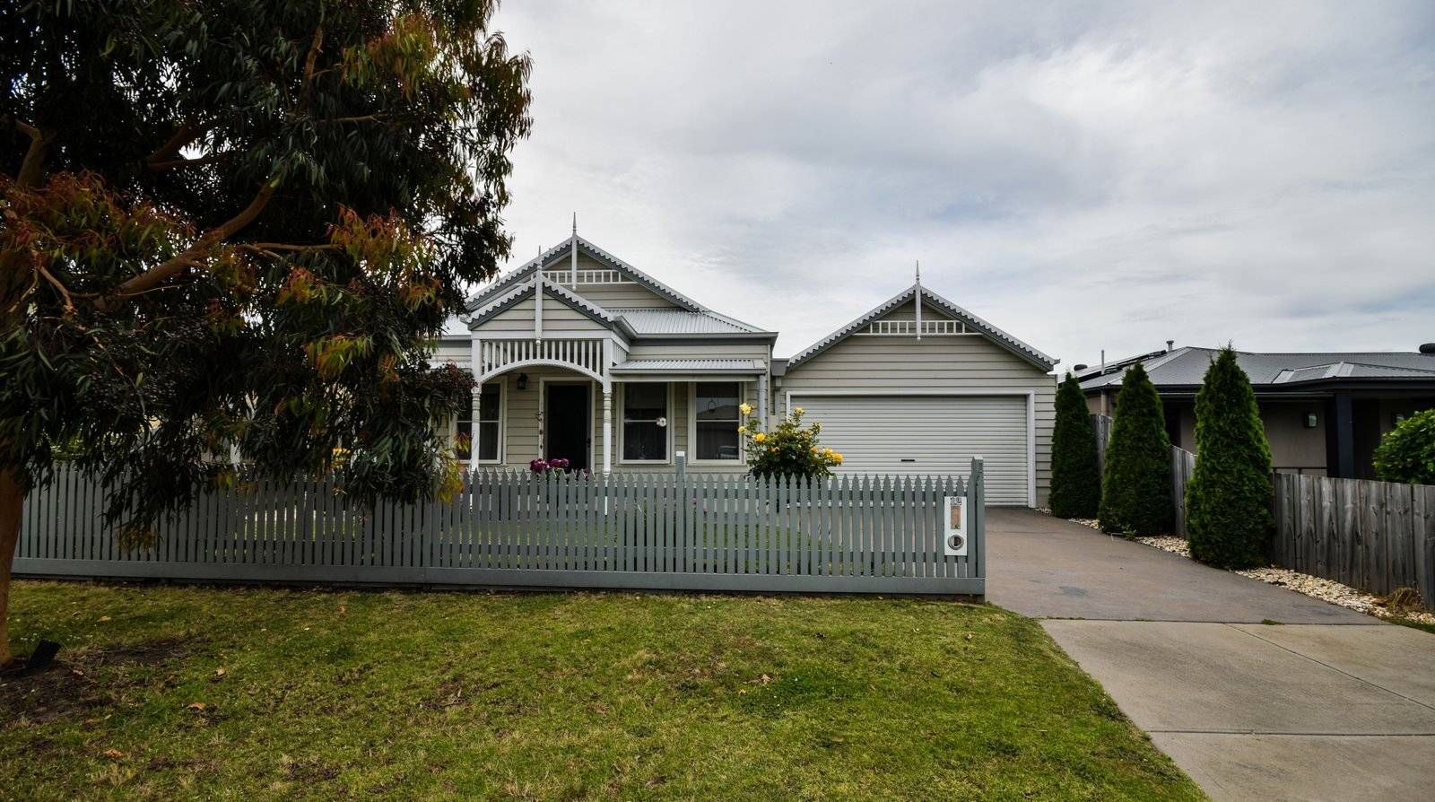 CHARACTER MEETS MODERN, Paynesville
    12 Smallman Ct VIC, Paynesville 12 Smallman Ct - Thumbnail 2