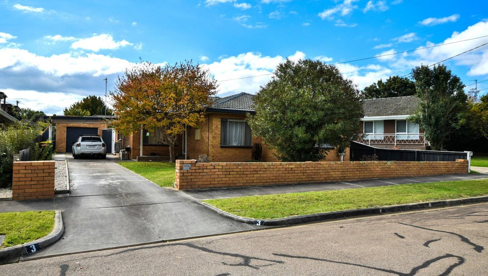 QUIET COURT LOCATION, Bairnsdale
    3 Glenda Ct VIC, Bairnsdale 3 Glenda Ct - Thumbnail 2