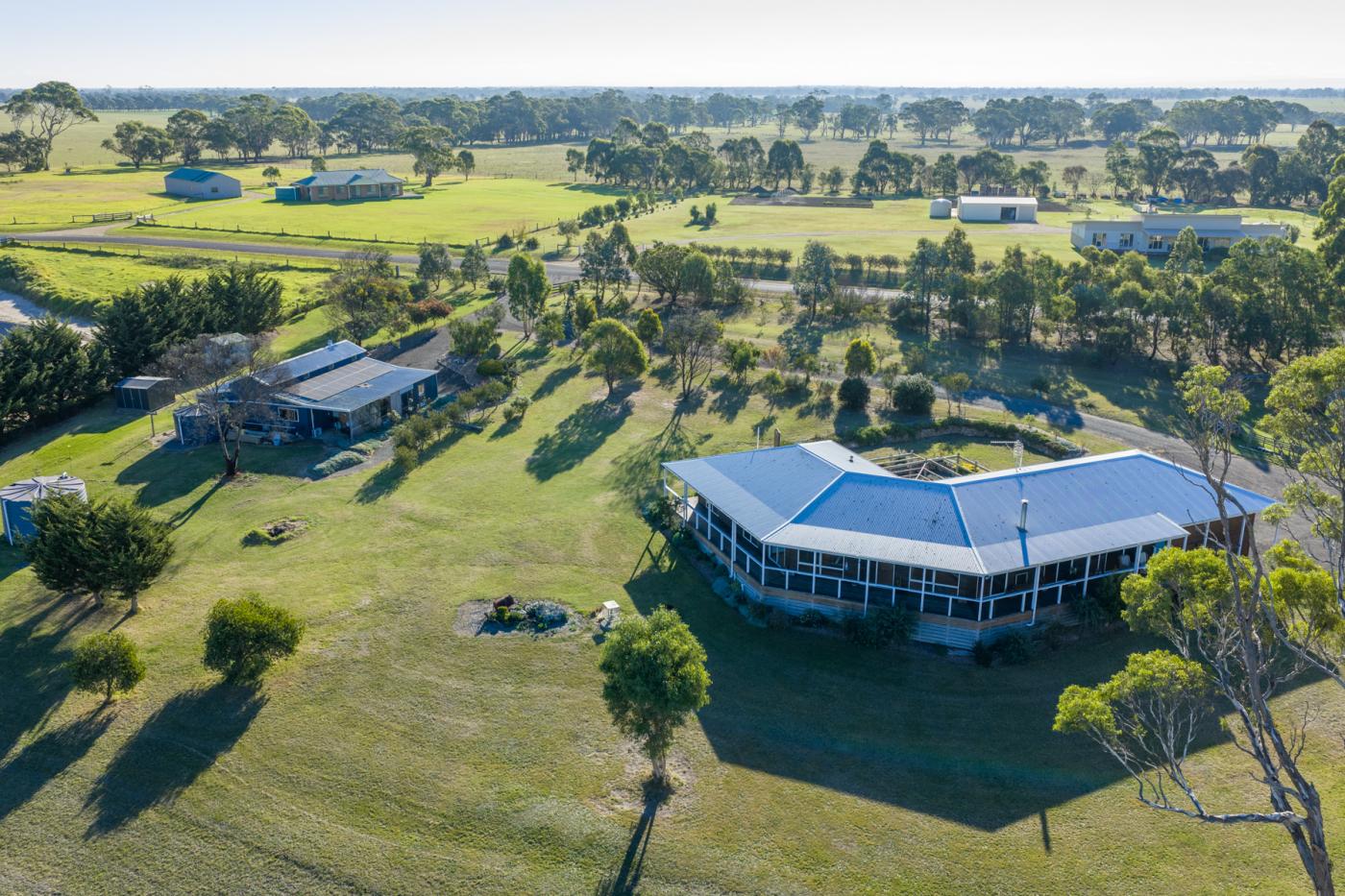 ONE OF A KIND HOME WITH STUNNING WATER VIEWS, Forge Creek
100 Williamson Road VIC, Forge Creek 100 Williamson Road - Image 1