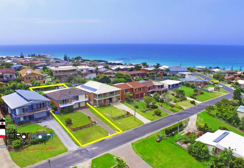 Ocean Views - Quality Home In Kianga