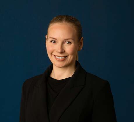 Phoebe Hnarakis photo