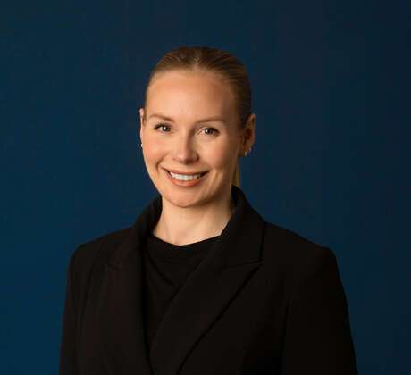 Phoebe Hnarakis photo