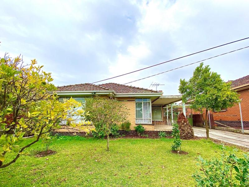 Quiet, Family home in Altona North!