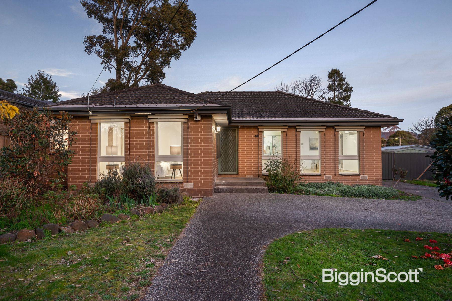 8 Bulga Street, Mooroolbark VIC 3138