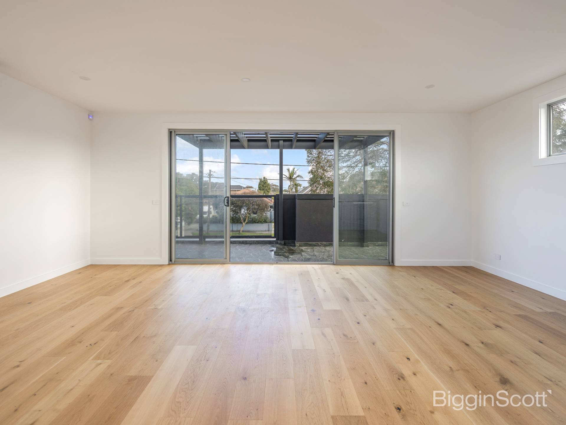 60 Cumberland Road, Pascoe Vale VIC 3044, Pascoe Vale - Thumbnail 3