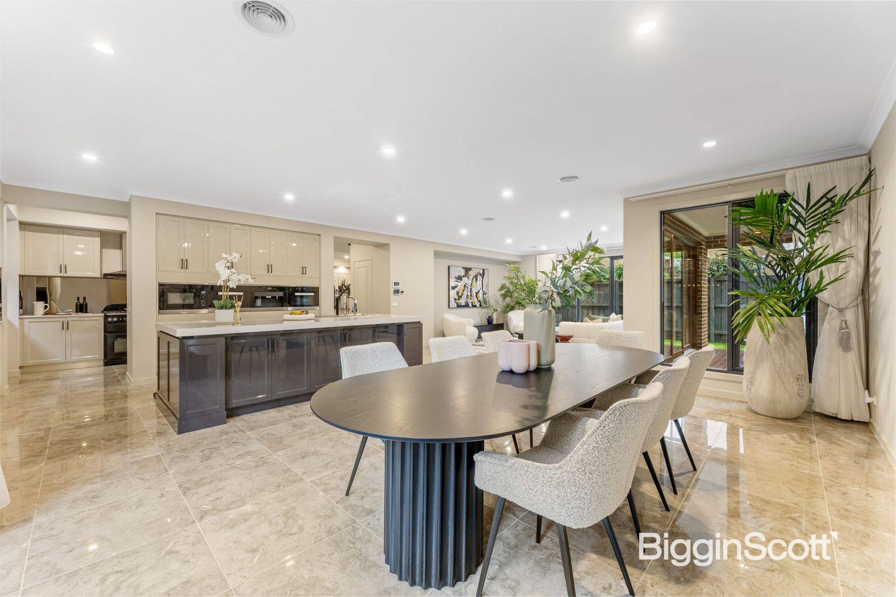 32 Auburn Crescent, Doncaster VIC 3108, Doncaster - Thumbnail 5