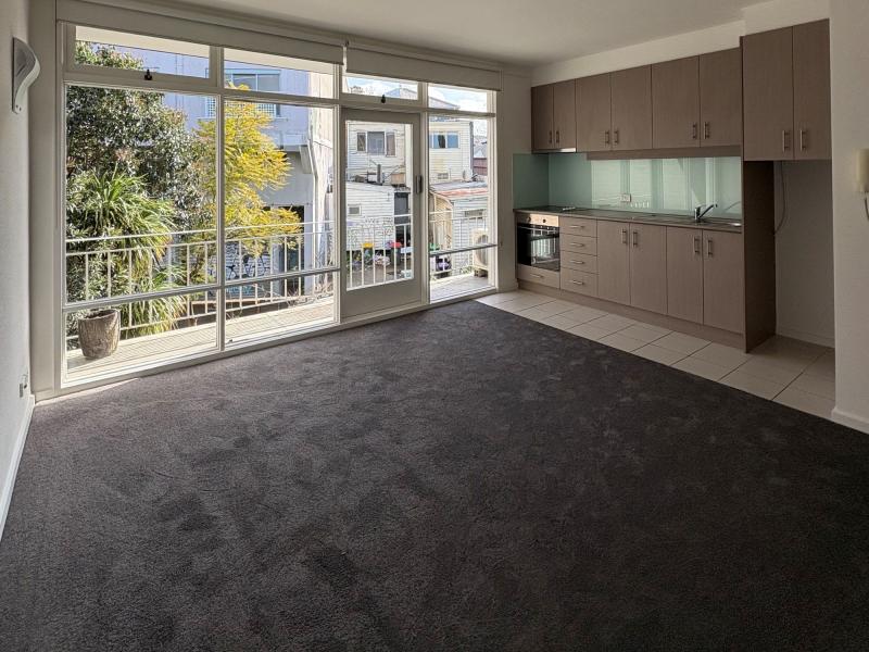 PERFECT FIRST HOME OR INVESTMENT IN PRIME RICHMOND LOCATION