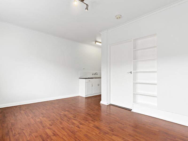  Light And Bright One Bedroom Apartment