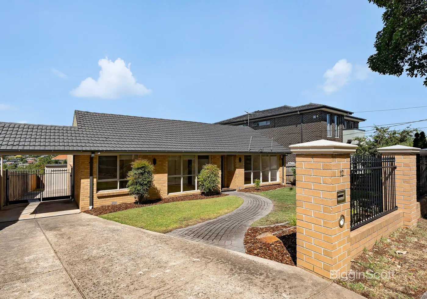 12 Cash Grove, Mount Waverley, VIC, Mount Waverley - Thumbnail 2