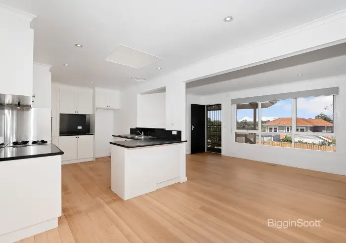 12 Cash Grove, Mount Waverley, VIC, Mount Waverley - Thumbnail 3