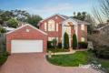 WONDERFUL FAMILY LIVING IN THE VERMONT SECONDARY COLLEGE ZONE!