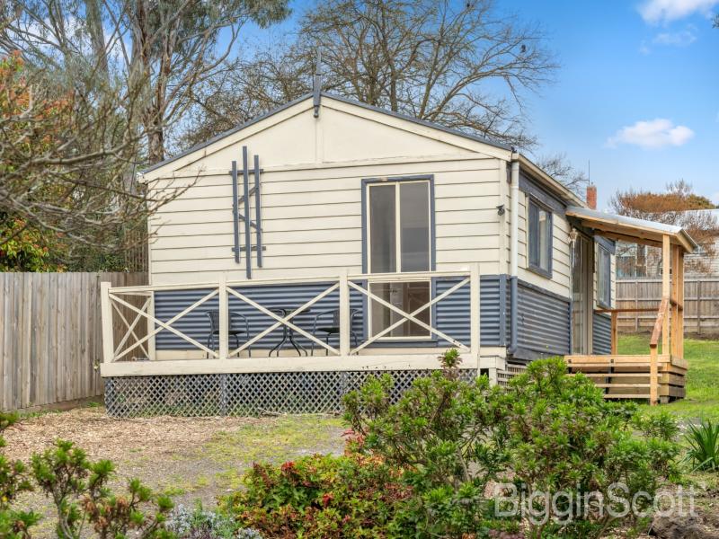 NEWLY RENOVATED COTTAGE IN CLUNES