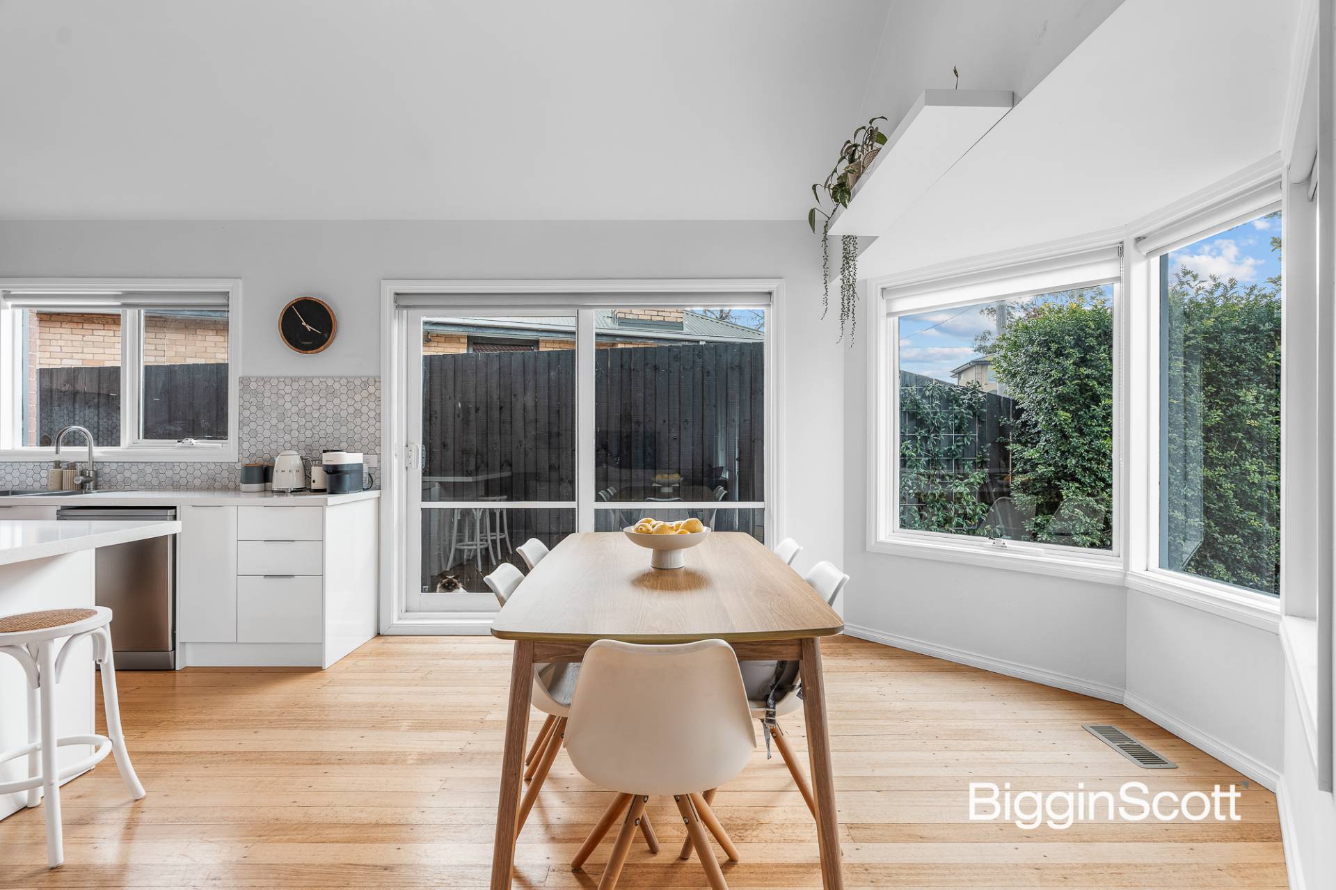 1/2 Lang Road, Mount Waverley VIC 3149, Mount Waverley - Thumbnail 4