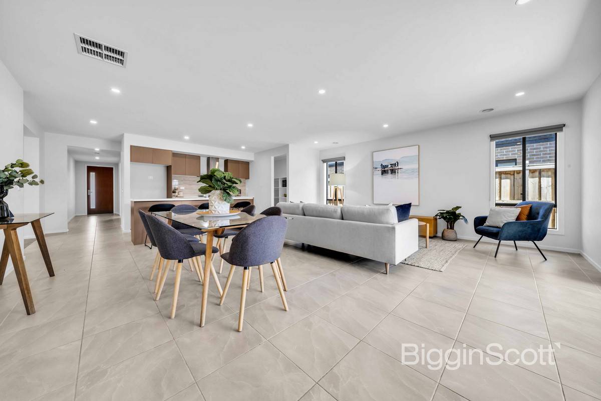 16 Snicket Crescent, Officer VIC 3809, Officer - Thumbnail 7