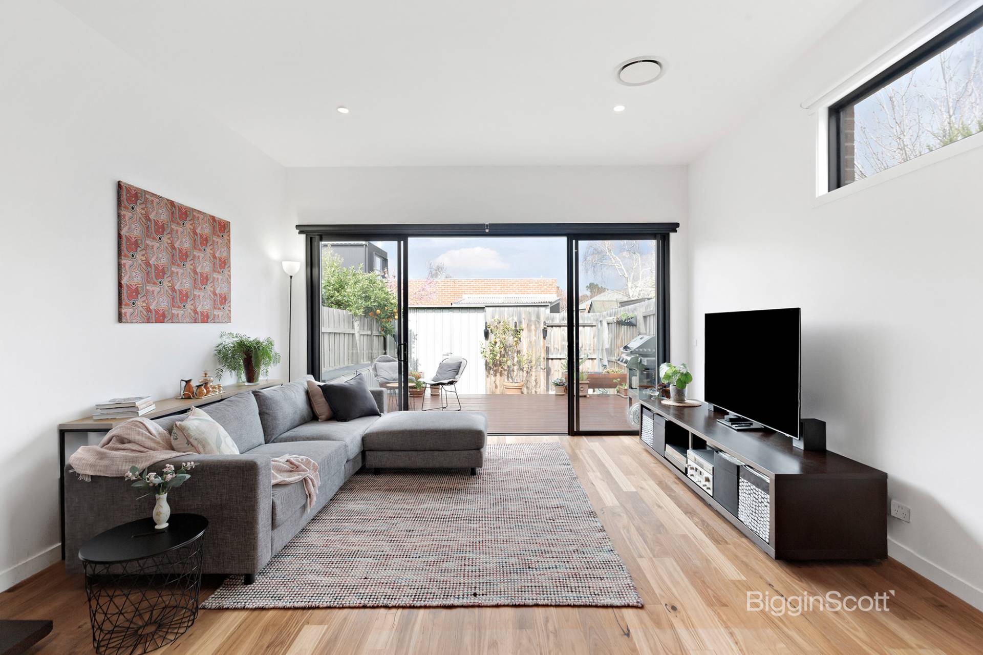 1 Madden Grove, Richmond VIC 3121, Richmond - Thumbnail 3