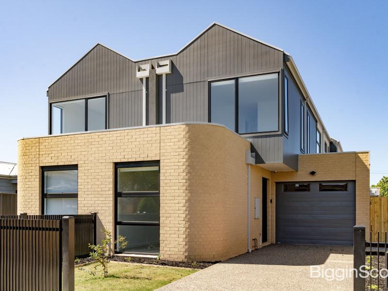 An Brand-New Architectural Masterpiece In Booming Altona North 