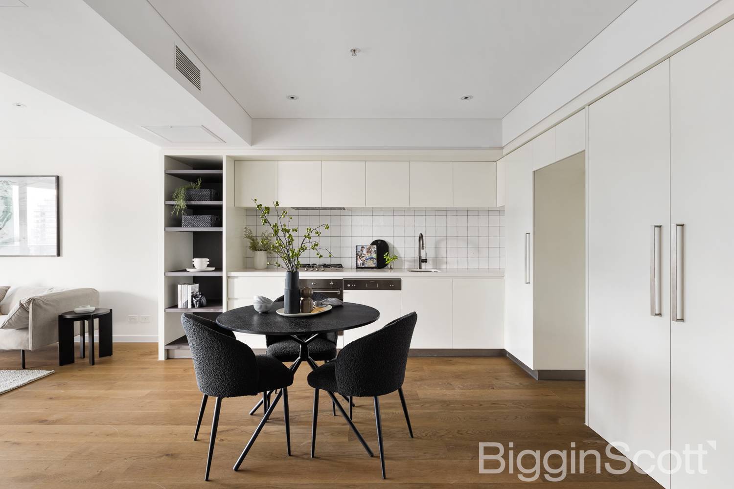 1704/100 Lorimer Street, Docklands VIC 3008, Docklands - Thumbnail 6