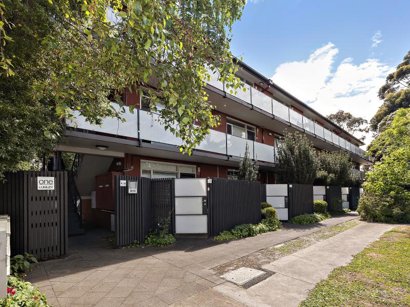 Light and Vibrant Studio in Green Cul-de-sac
