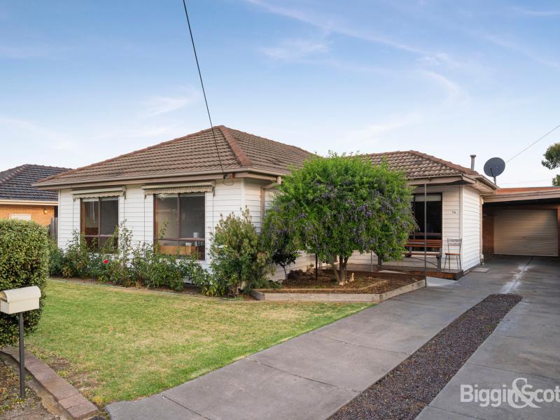 Livable Home on Spacious Block Next to Park!