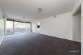 Spacious Apartment Ideally Located Opposite The Botanical Gardens!