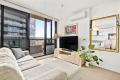 South Yarra Sophistication with 5-Star Amenities
