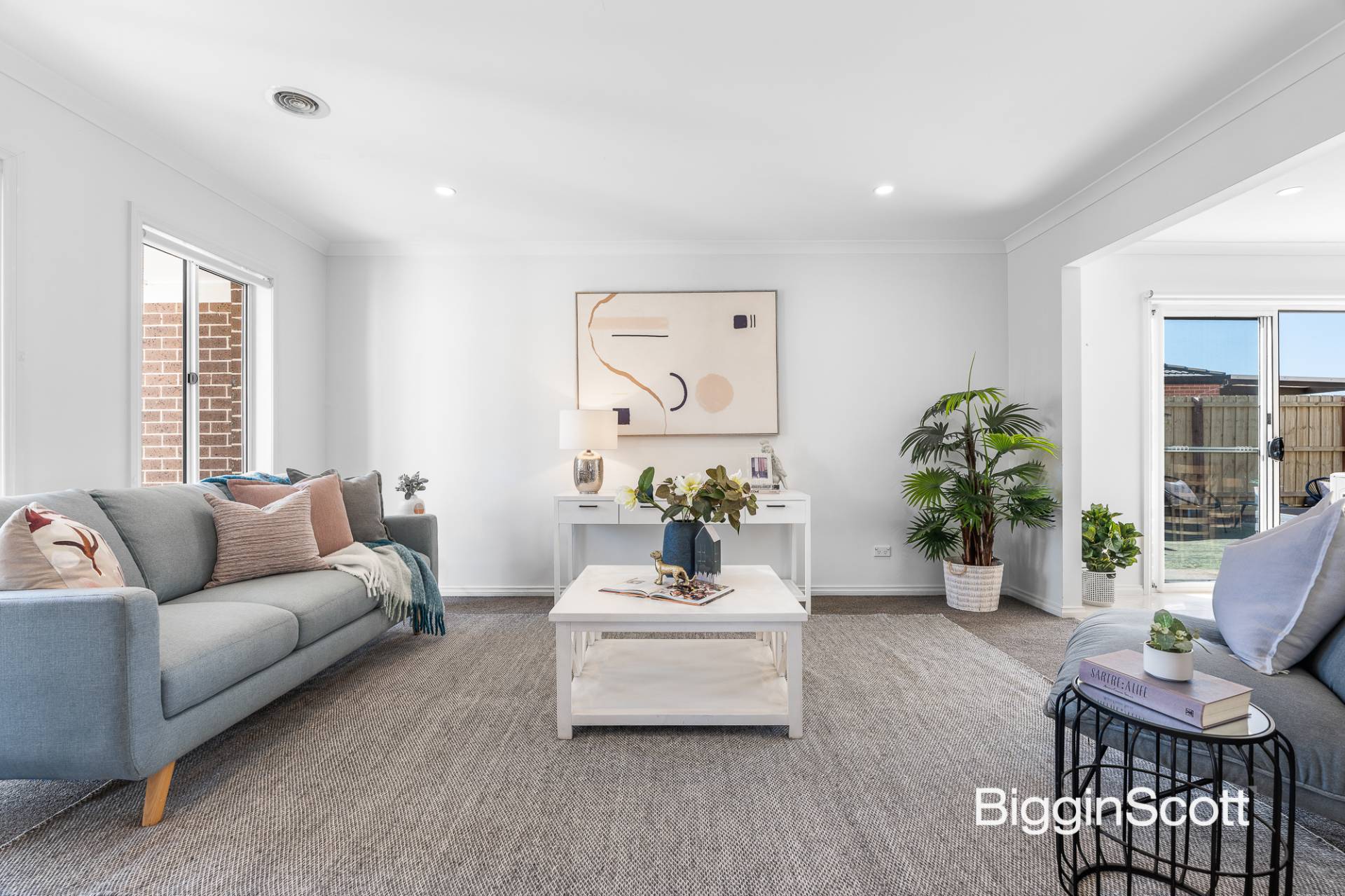 5 Bridlepath Drive, Truganina VIC 3029, Truganina - Thumbnail 2