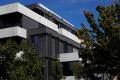 Two bedroom apartment - whitegoods included!