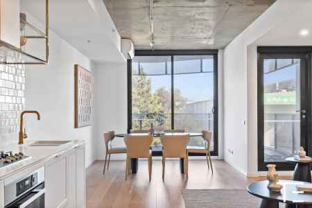 Exceptional Double-Storey Apartment of Rare Scale!