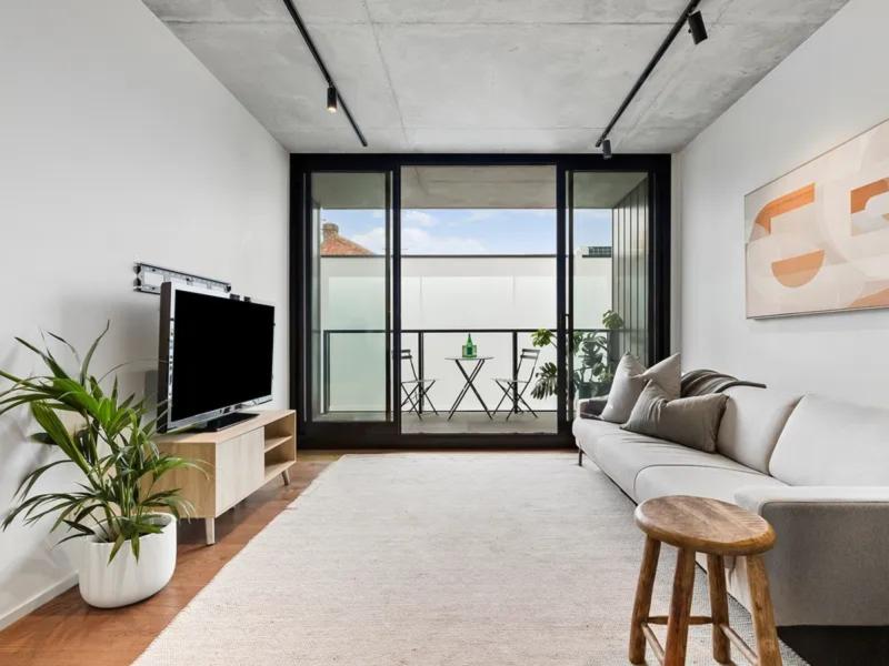Modern One-Bedroom Apartment in the Heart of Prahran