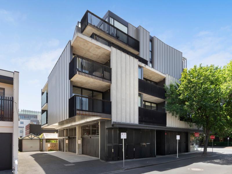 Contemporary Living in a Prime Prahran Pocket