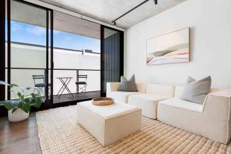 Contemporary Living in a Prime Prahran Pocket