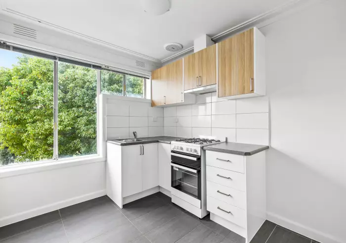 7/158 Oakleigh Road, Carnegie, Carnegie - Thumbnail 4