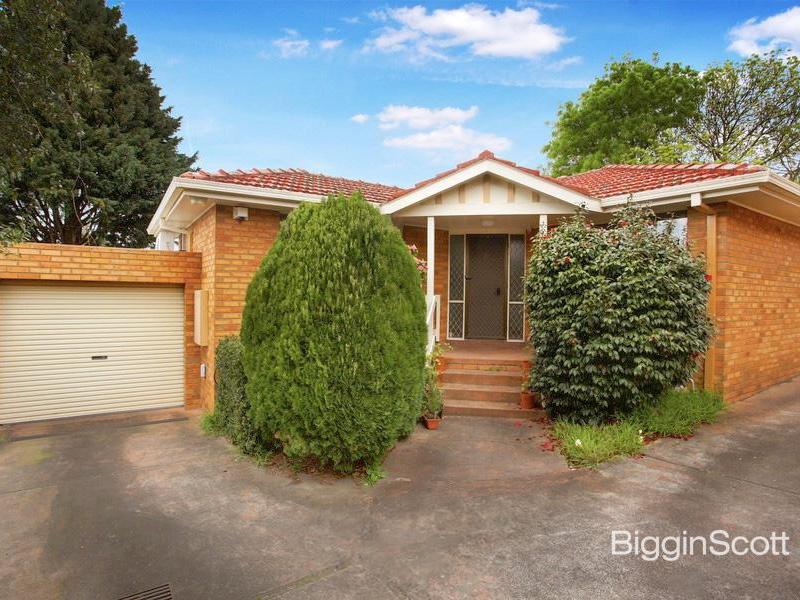 2 BERDOOM UNIT IN GREAT LOCATION