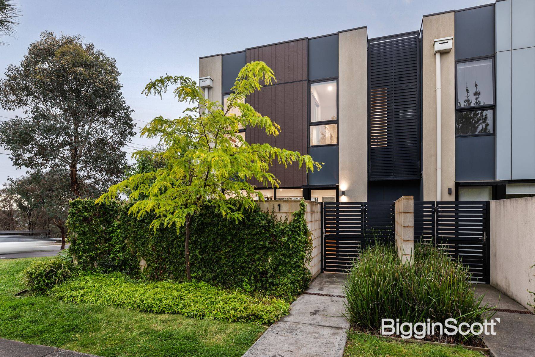 1 Henry Street, Doncaster VIC 3108