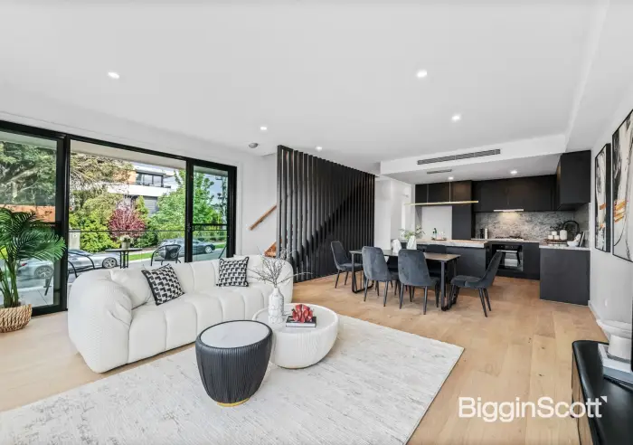 1/3 Thiele Street, Doncaster, VIC, Doncaster - Thumbnail 3