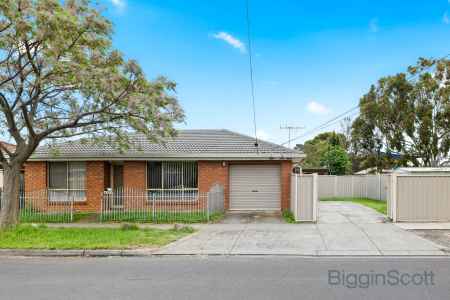 A SUPERB PLACE TO LIVE OR INVEST!