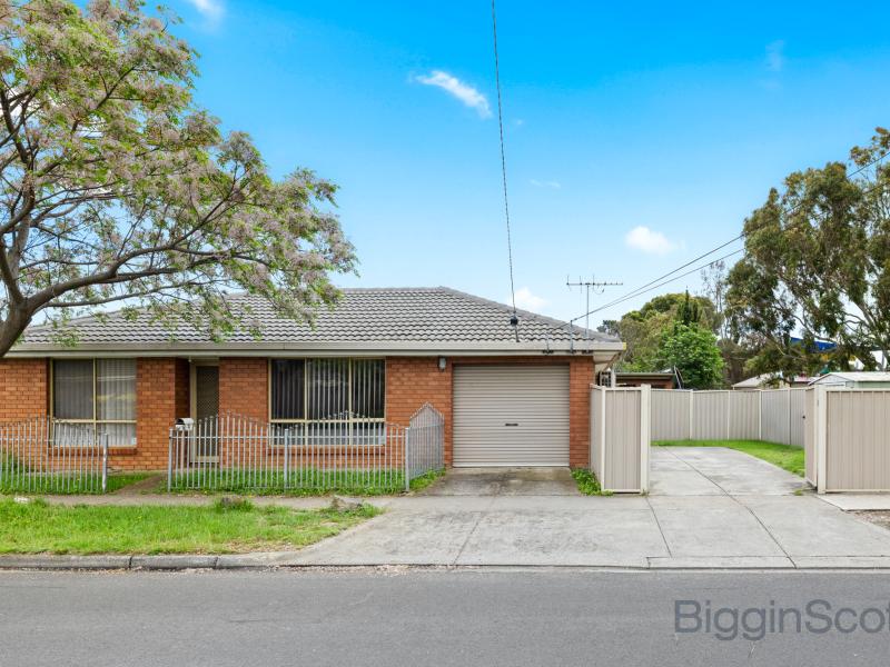 A SUPERB PLACE TO LIVE OR INVEST!