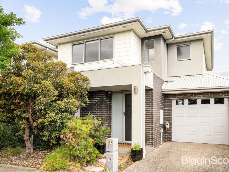 Stylish, Spacious & Perfectly Positioned - 3-Bedroom House in Desirable South Kingsville Location! 